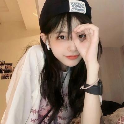佐杜洛夫斯基的沙丘海报
